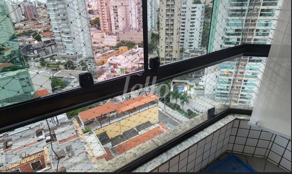 VARANDA de Apartamento à venda, cobertura - Padrão com 230 m², 3 quartos e 4 vagas em Bosque da Saúde - São Paulo