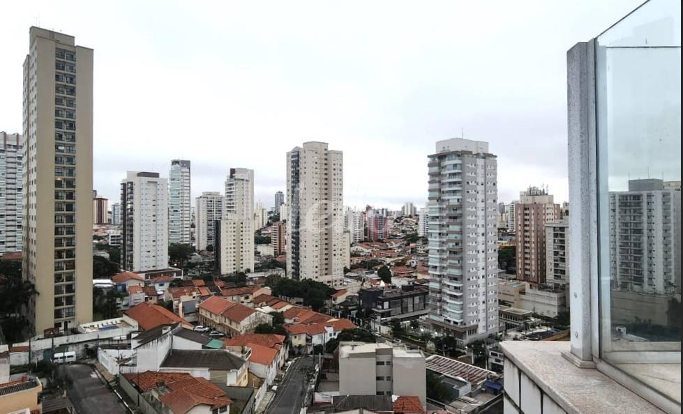 VISTA de Apartamento à venda, cobertura - Padrão com 230 m², 3 quartos e 4 vagas em Bosque da Saúde - São Paulo