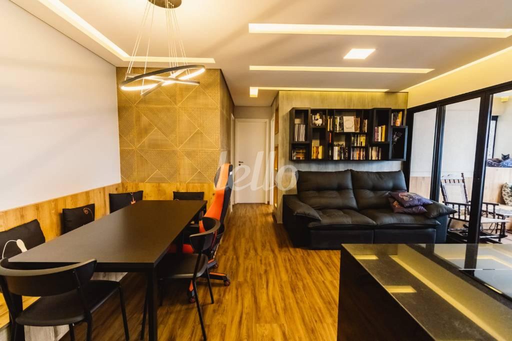 SALA de Apartamento à venda, Padrão com 70 m², 1 quarto e 1 vaga em Brás - São Paulo