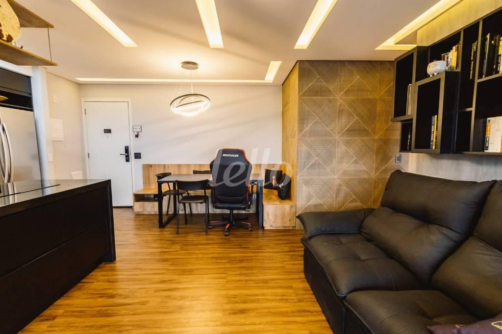 SALA de Apartamento à venda, Padrão com 70 m², 1 quarto e 1 vaga em Brás - São Paulo