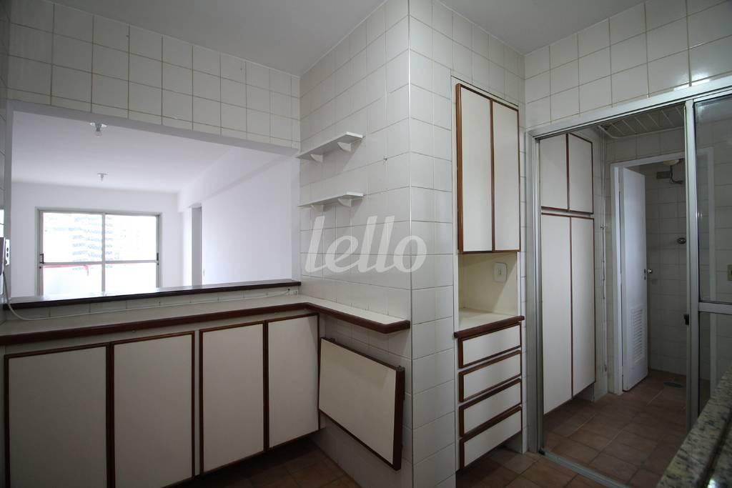 COZINHA de Apartamento para alugar, Padrão com 66 m², 2 quartos e 1 vaga em Vila Olímpia - São Paulo