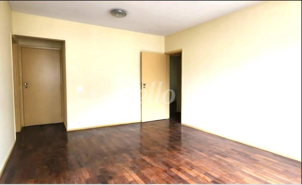 SALA de Apartamento à venda, Padrão com 105 m², 2 quartos e 1 vaga em Vila Mariana - São Paulo