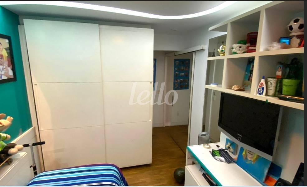 DORMITORIO de Apartamento à venda, Padrão com 125 m², 3 quartos e 2 vagas em Vila Mariana - São Paulo