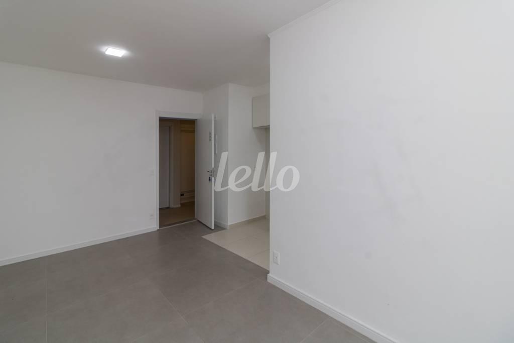 03 SALA de Apartamento para alugar, Padrão com 50 m², 1 quarto e 1 vaga em Rudge Ramos - São Bernardo do Campo