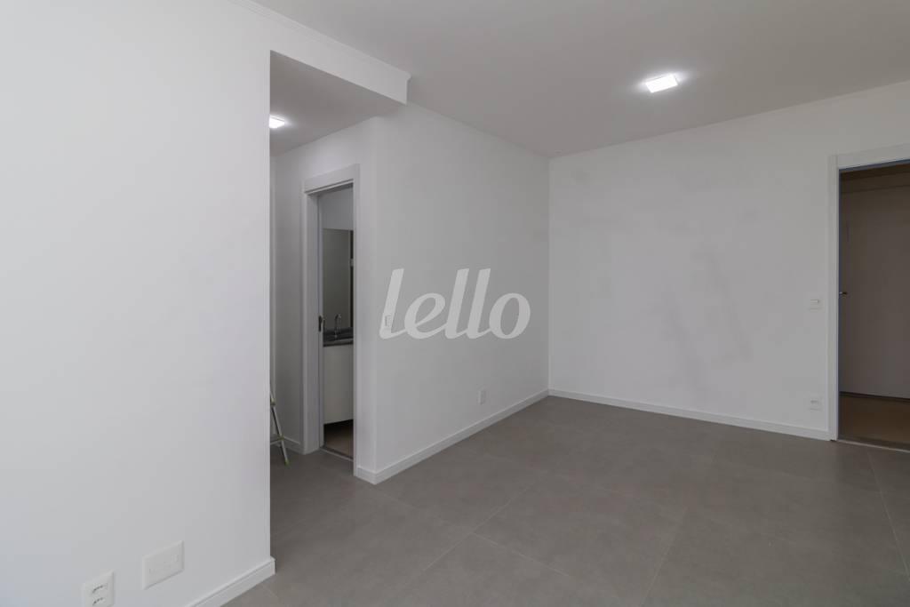 04 SALA de Apartamento para alugar, Padrão com 50 m², 1 quarto e 1 vaga em Rudge Ramos - São Bernardo do Campo