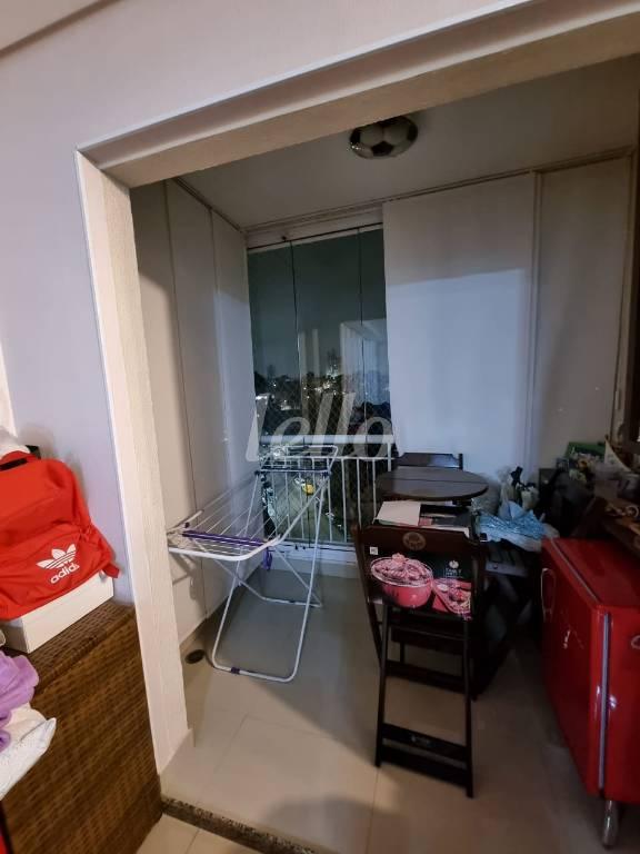 SACADA de Apartamento à venda, Padrão com 63 m², 2 quartos e 1 vaga em Vila Santa Clara - São Paulo