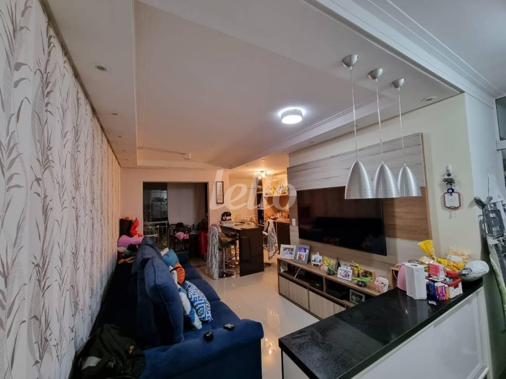LIVING de Apartamento à venda, Padrão com 63 m², 2 quartos e 1 vaga em Vila Santa Clara - São Paulo