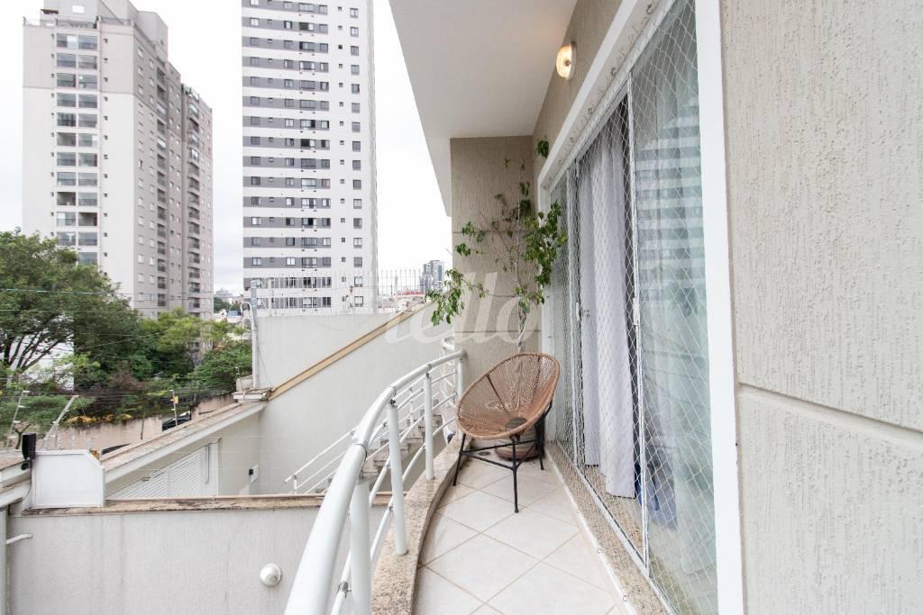 SACADA SALA de Casa à venda, sobrado com 205 m², 3 quartos e 4 vagas em Vila Dom Pedro Ii - São Paulo