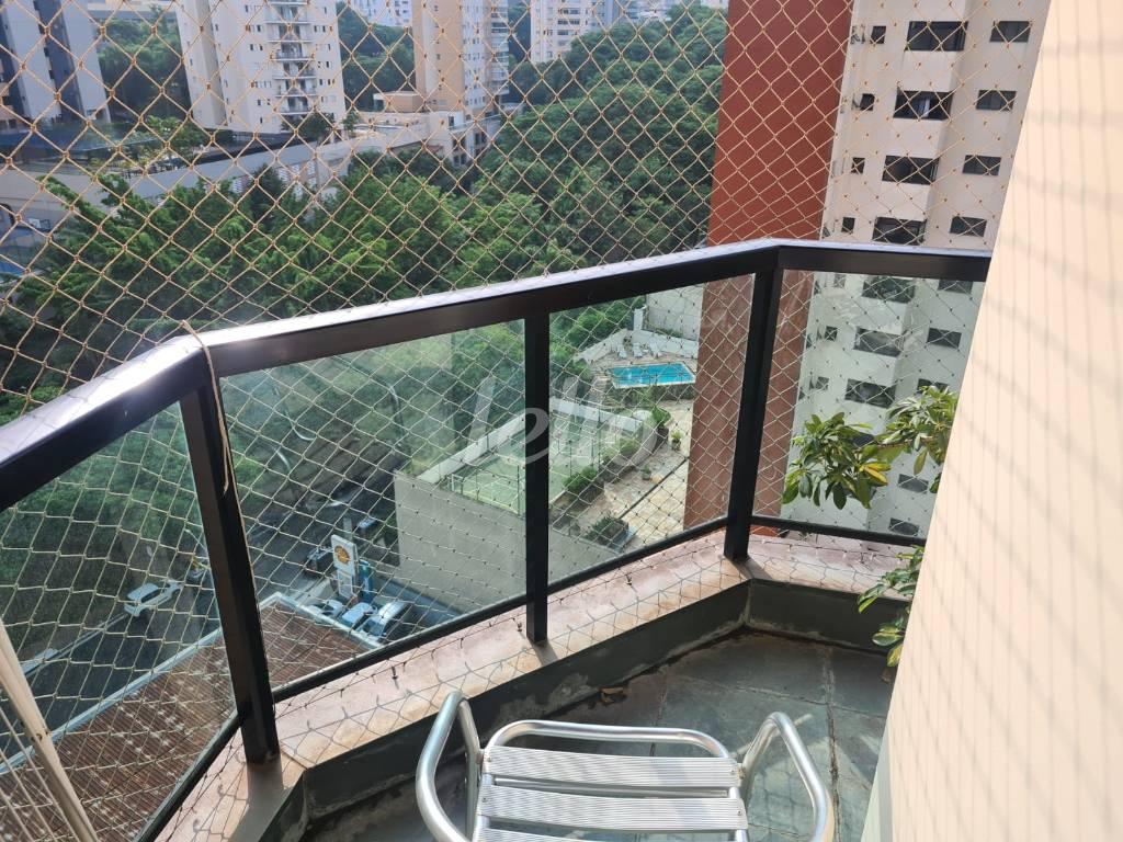 SACADA de Apartamento à venda, Padrão com 61 m², 2 quartos e 1 vaga em Jardim Vila Mariana - São Paulo