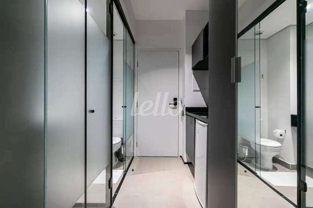 ENTRADA de Apartamento para alugar, Padrão com 19 m², 1 quarto e em Vila Buarque - São Paulo