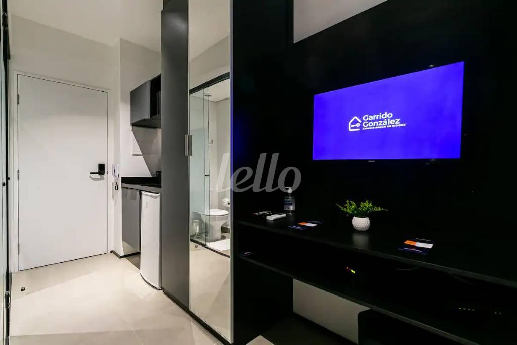 SALA de Apartamento para alugar, Padrão com 19 m², 1 quarto e em Vila Buarque - São Paulo