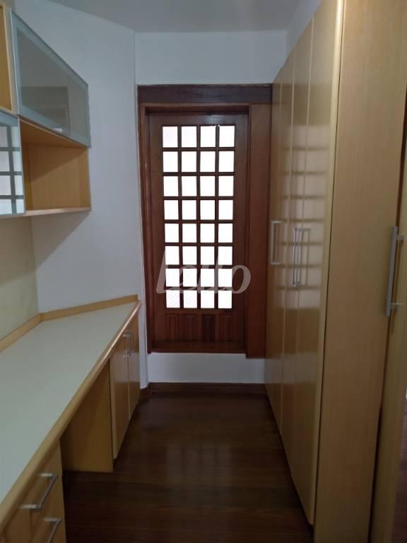ESCRITÓRIO de Apartamento à venda, Padrão com 114 m², 3 quartos e 1 vaga em Vila Bertioga - São Paulo