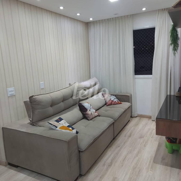 SALA DE ESTAR de Apartamento à venda, Padrão com 47 m², 2 quartos e 1 vaga em Quinta da Paineira - São Paulo