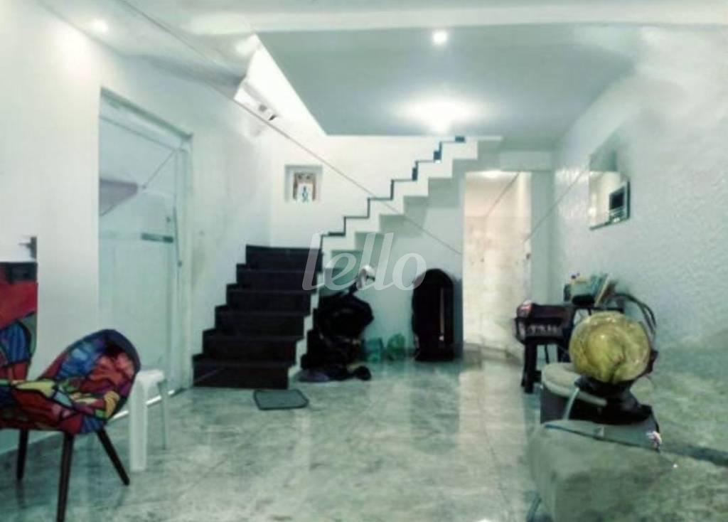 SALA de Casa à venda, sobrado com 130 m², 1 quarto e 2 vagas em Vila Ema - São Paulo