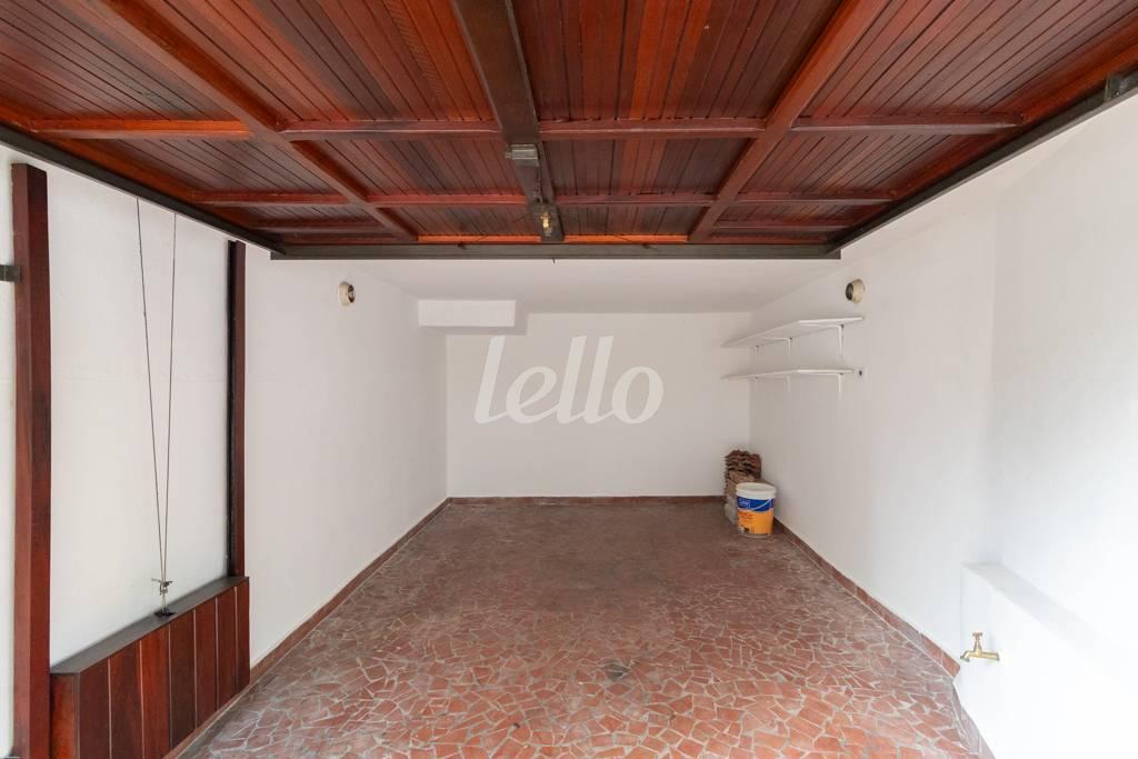 GARAGEM de Casa à venda, sobrado com 157 m², 3 quartos e 1 vaga em Mooca - São Paulo