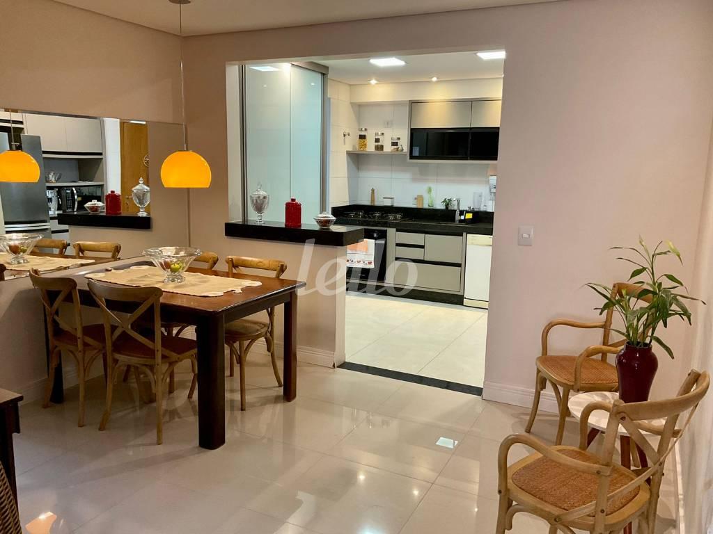 SALA DOIS AMBIENTES de Apartamento à venda, Padrão com 90 m², 3 quartos e 2 vagas em Jardim Bela Vista - Santo André
