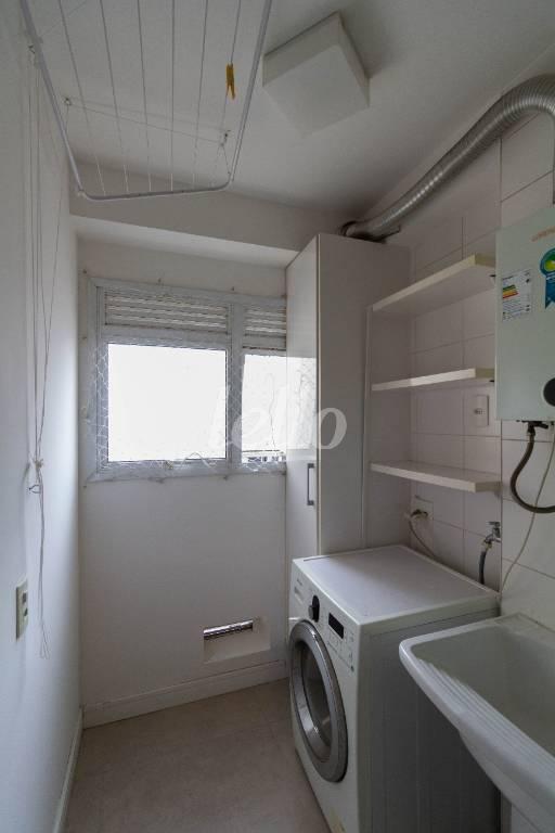 ÁREA DE SERVIÇO de Apartamento para alugar, Padrão com 73 m², 1 quarto e 1 vaga em Vila Clementino - São Paulo