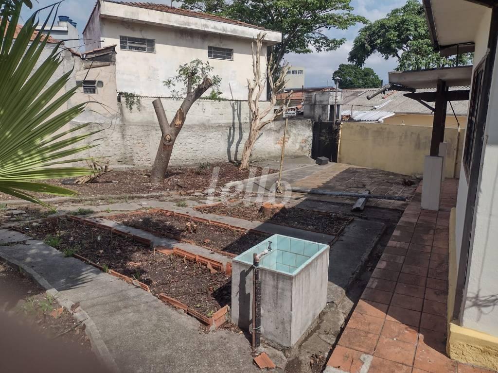 QUINTAL de Área / Terreno à venda, Padrão com 454 m², e em Vila Bela - São Paulo