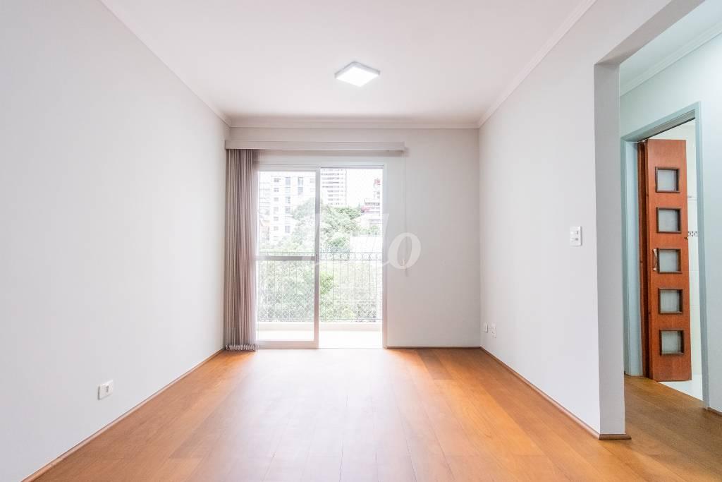 SALA de Apartamento à venda, Padrão com 67 m², 2 quartos e 2 vagas em Pinheiros - São Paulo