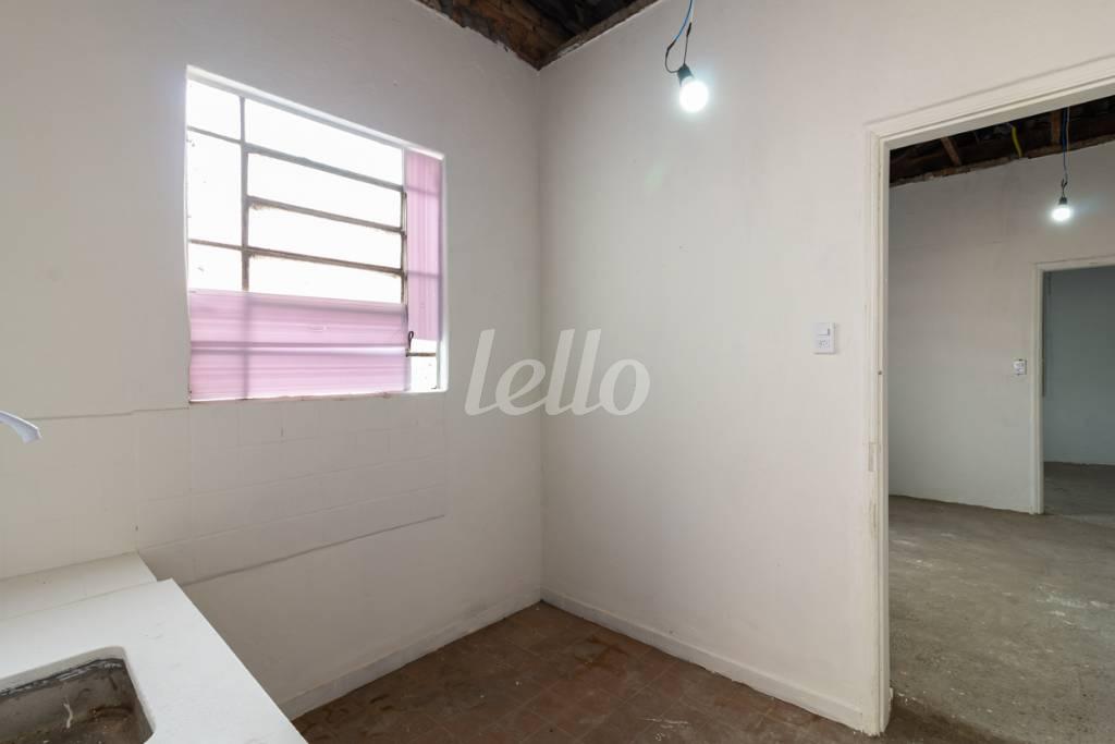 COZINHA de Casa para alugar, sobrado com 130 m², e 1 vaga em Vila Pompeia - São Paulo