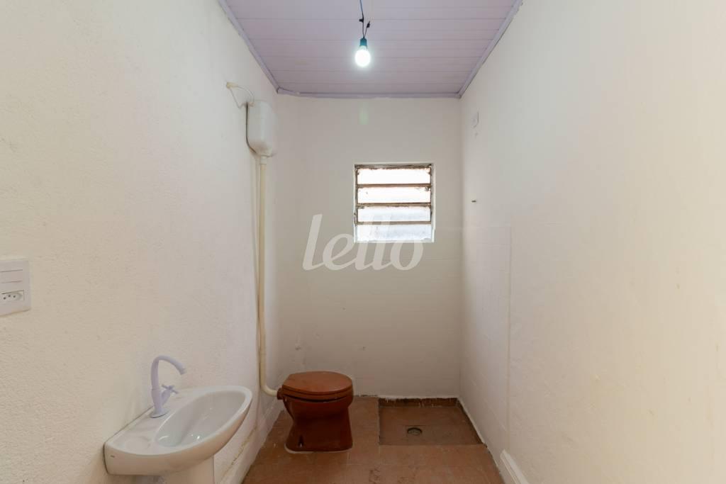 BANHEIRO de Casa para alugar, sobrado com 130 m², e 1 vaga em Vila Pompeia - São Paulo