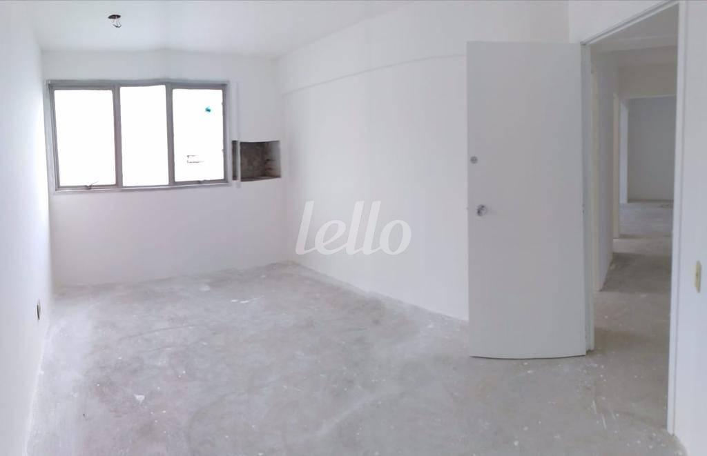 SALA de Sala / Conjunto à venda, Padrão com 107 m², e em Vila Mariana - São Paulo