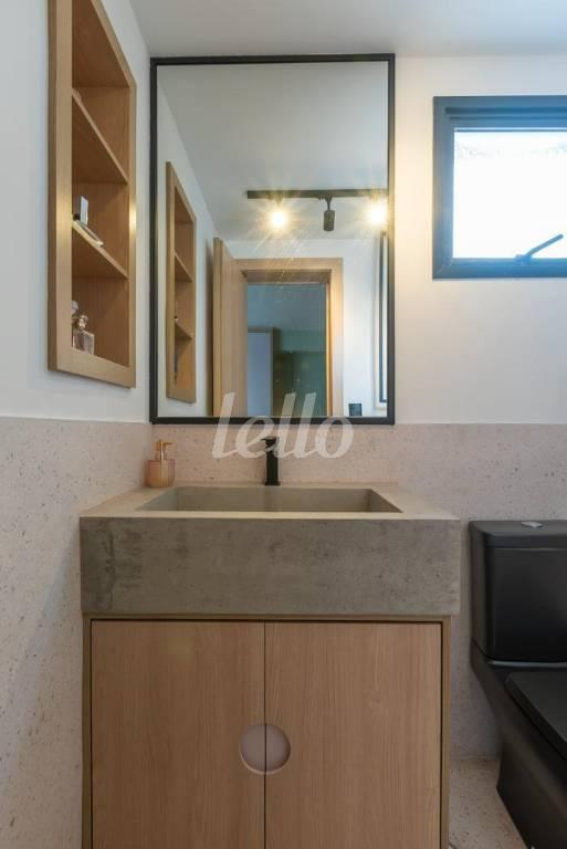 BANHEIRO de Apartamento para alugar, Padrão com 65 m², 1 quarto e 1 vaga em Vila Olímpia - São Paulo
