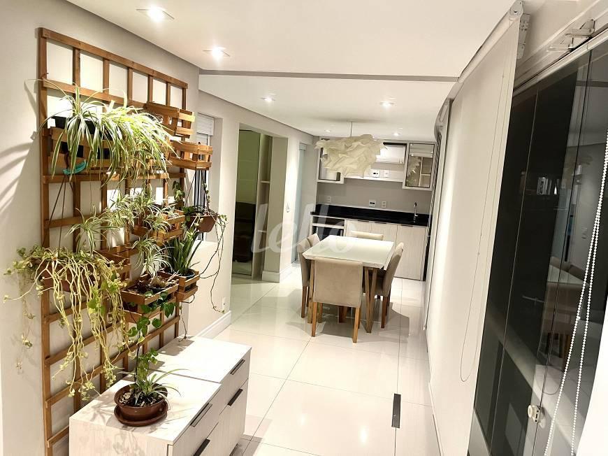 COZINHA de Apartamento para alugar, Padrão com 73 m², 2 quartos e 1 vaga em Pinheiros - São Paulo