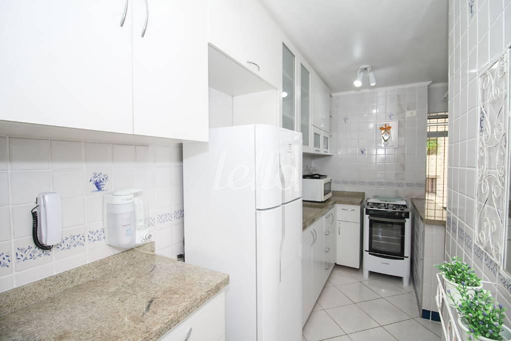 COZINHA de Apartamento para alugar, Padrão com 60 m², 2 quartos e 1 vaga em Indianópolis - São Paulo