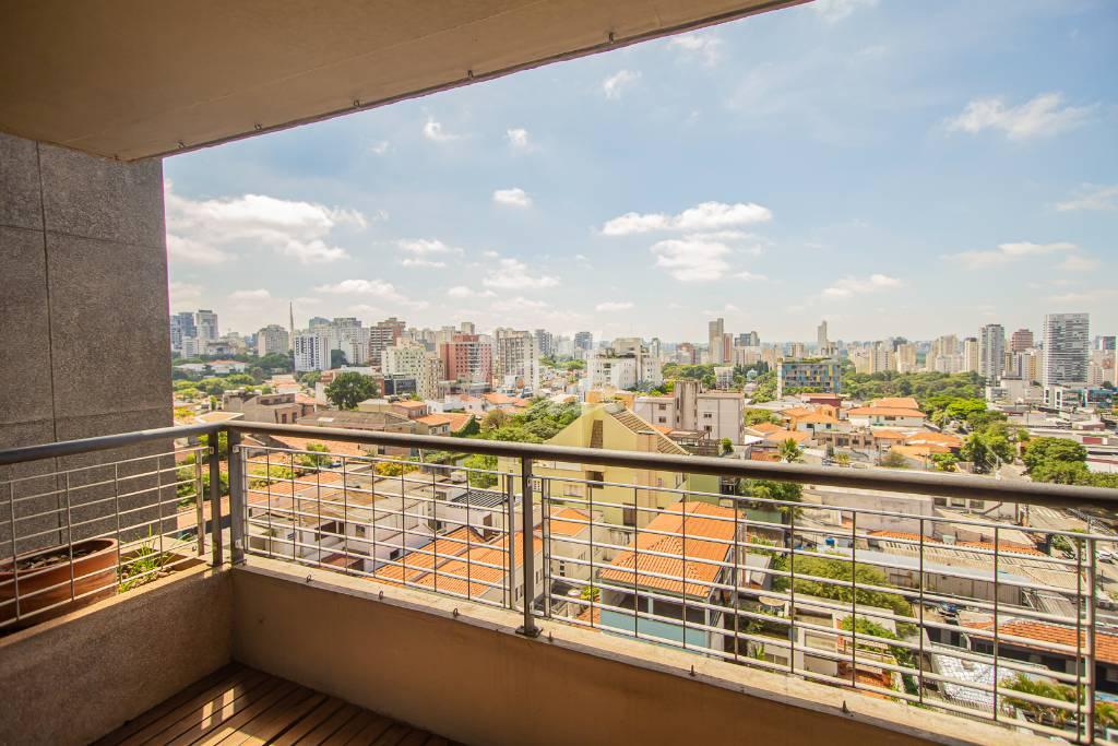VARANDA de Apartamento à venda, Padrão com 147 m², 4 quartos e 2 vagas em Sumarezinho - São Paulo