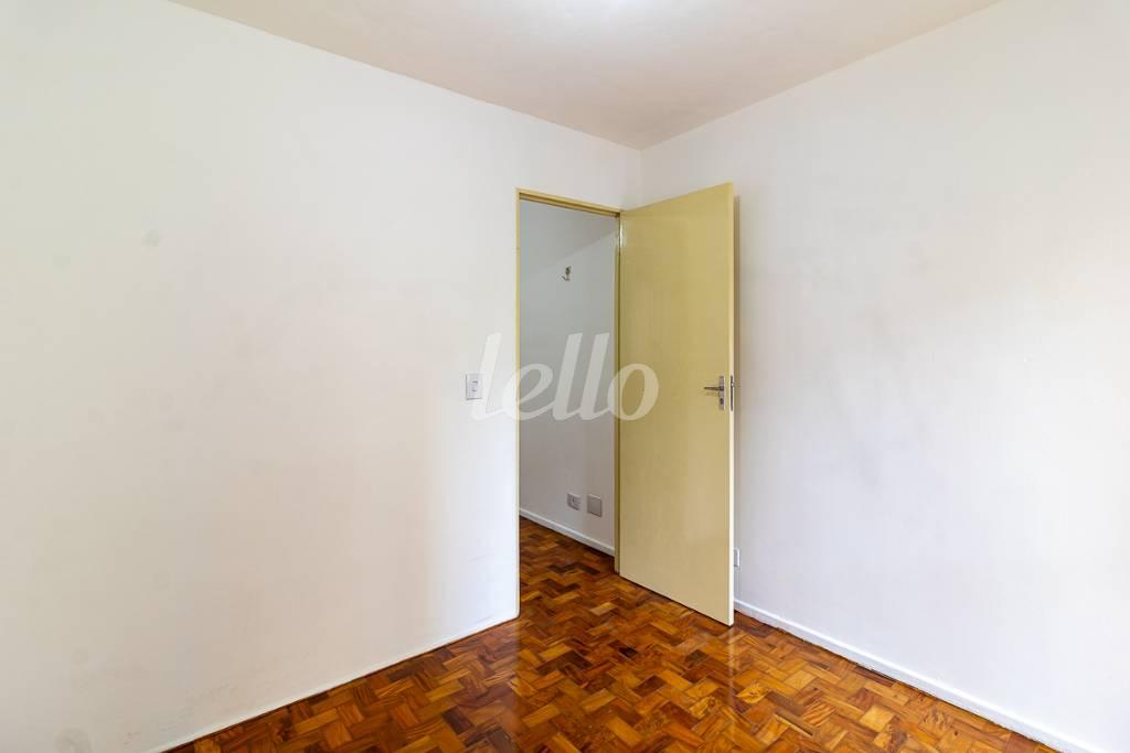 DORMITÓRIO de Apartamento para alugar, Padrão com 40 m², 1 quarto e 1 vaga em Bela Vista - São Paulo