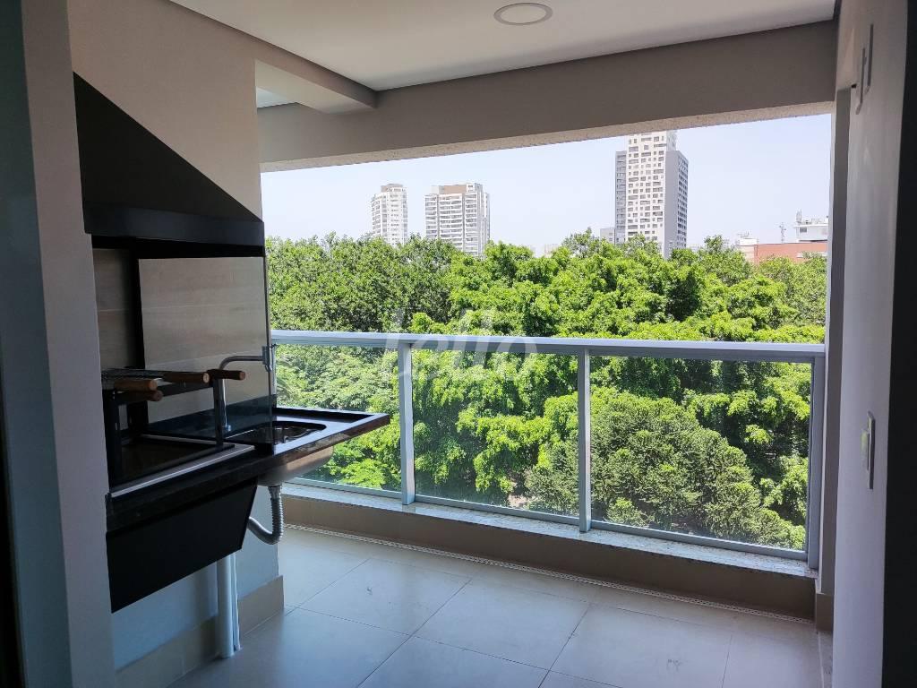 VARANDA GOURMET de Apartamento à venda, Padrão com 67 m², 2 quartos e em Vila Azevedo - São Paulo