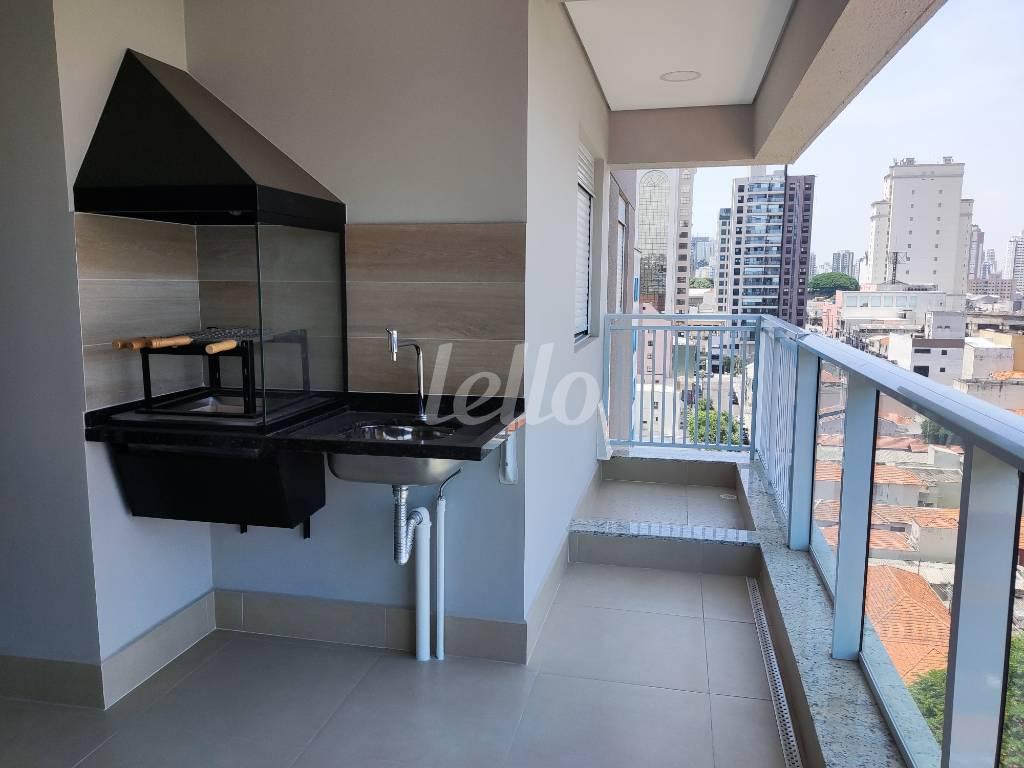 VARANDA GOURMET de Apartamento à venda, Padrão com 67 m², 2 quartos e 1 vaga em Vila Azevedo - São Paulo