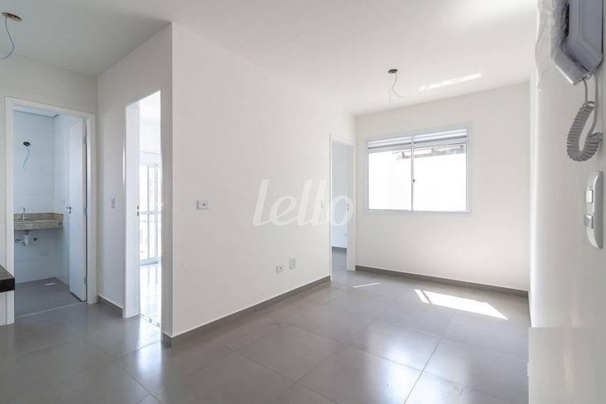 SALA1 de Apartamento à venda, Padrão com 37 m², 2 quartos e em Vila Paiva - São Paulo