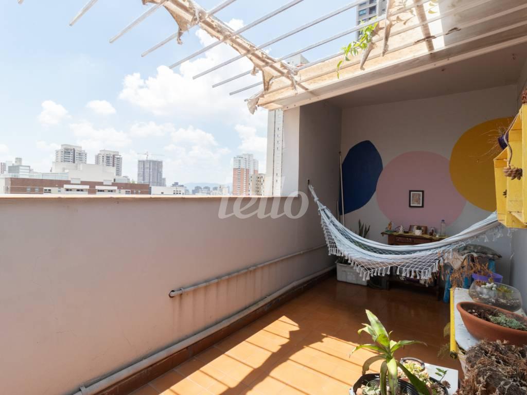 VARANDA de Casa à venda, sobrado com 200 m², 5 quartos e 2 vagas em Perdizes - São Paulo