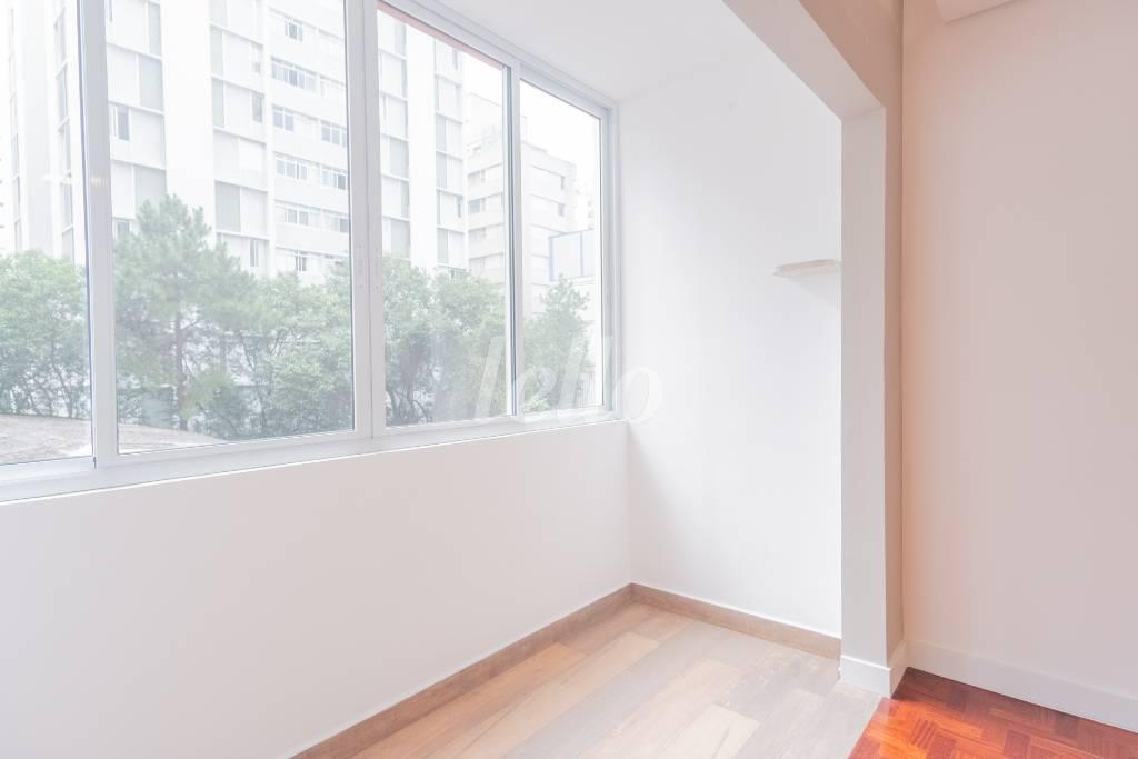 VARANDA de Apartamento para alugar, Padrão com 100 m², 2 quartos e 1 vaga em Paraíso - São Paulo