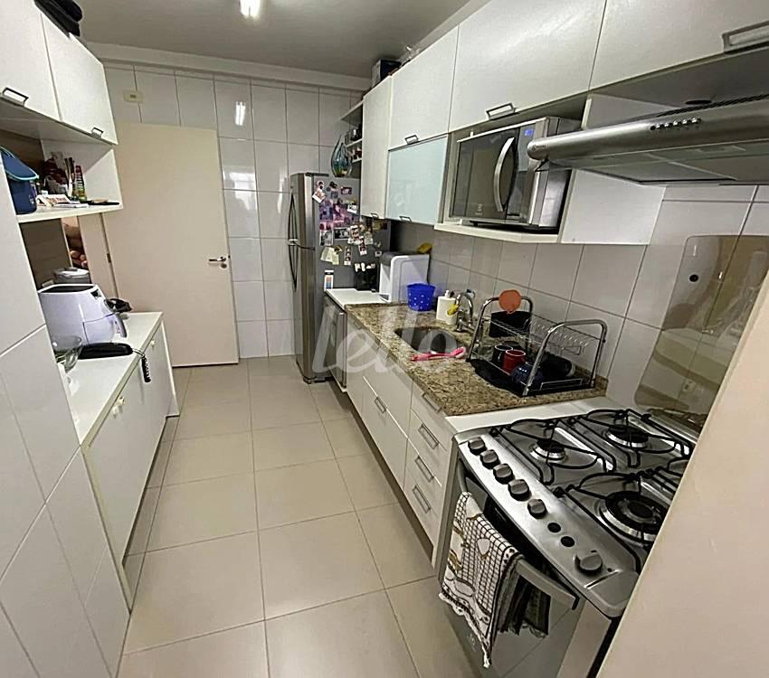 COZINHA de Apartamento à venda, Padrão com 68 m², 2 quartos e 2 vagas em Chácara Inglesa - São Paulo