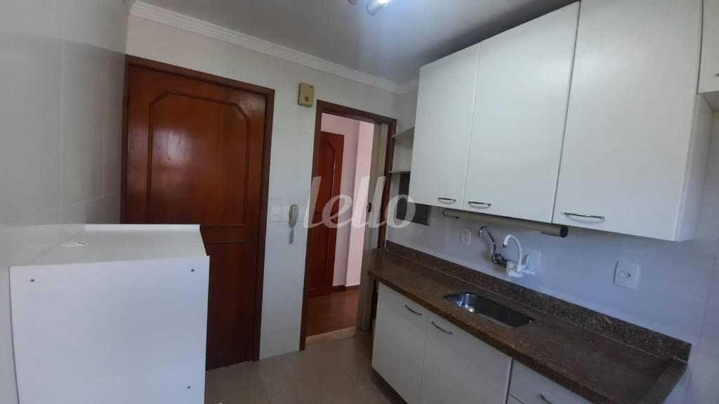 COZINHA de Apartamento para alugar, Padrão com 56 m², 2 quartos e 1 vaga em Vila Cachoeira - São Paulo