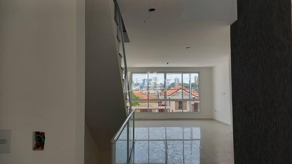 SALA de Casa à venda, sobrado com 142 m², 3 quartos e 4 vagas em Vila Prudente - São Paulo