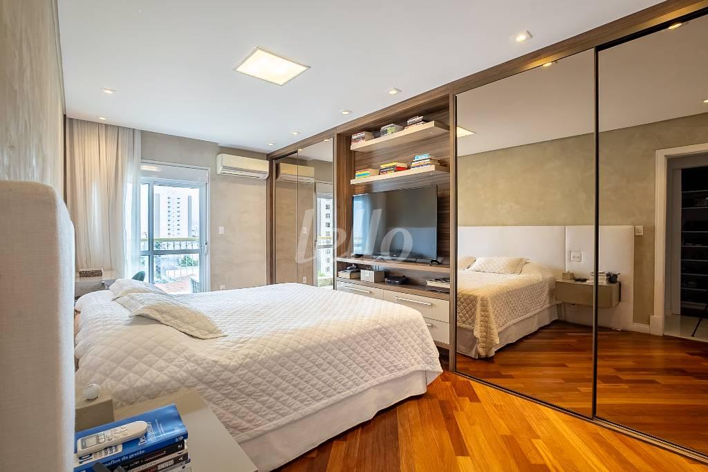 SUÍTE 1 de Apartamento à venda, Padrão com 194 m², 3 quartos e 3 vagas em Campestre - Santo André