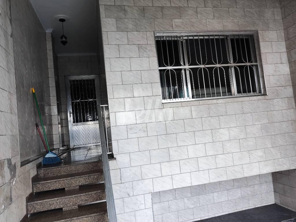 FACHADA de Casa à venda, sobrado com 118 m², 2 quartos e 1 vaga em Vila Formosa - São Paulo