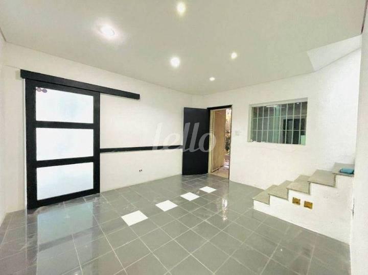 ENTRADA de Casa à venda, sobrado com 350 m², 4 quartos e 4 vagas em Sumaré - São Paulo