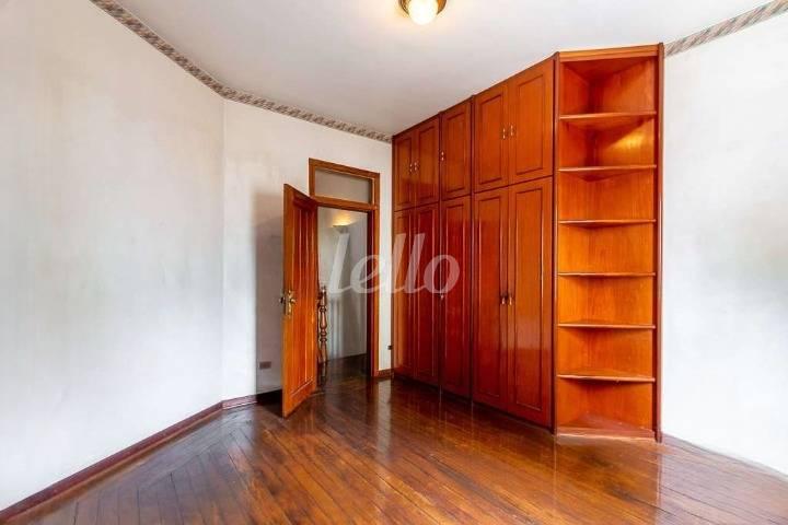 DORMITÓRIO de Casa à venda, sobrado com 267 m², 4 quartos e 3 vagas em Santa Cecília - São Paulo