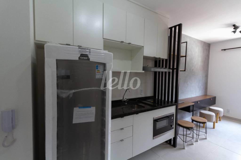 COZINHA de Apartamento para alugar, Padrão com 26 m², e em Vila Olímpia - São Paulo