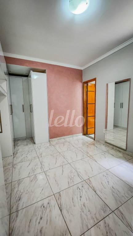 DORMITÓRIO de Apartamento à venda, Padrão com 80 m², 3 quartos e 2 vagas em Vila Marina - Santo André