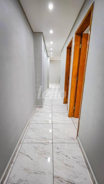 CORREDOR INTERNO de Apartamento à venda, Padrão com 80 m², 3 quartos e 2 vagas em Vila Marina - Santo André