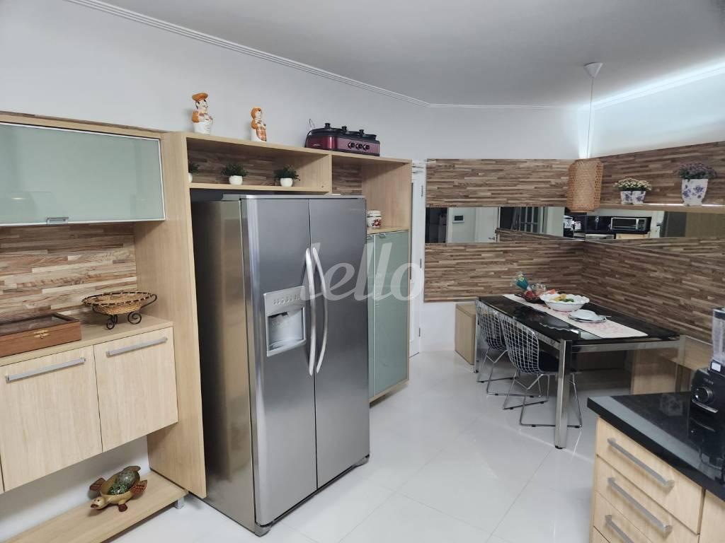 COZINHA de Apartamento à venda, Padrão com 210 m², 4 quartos e 3 vagas em Vila Delmira - São Bernardo do Campo