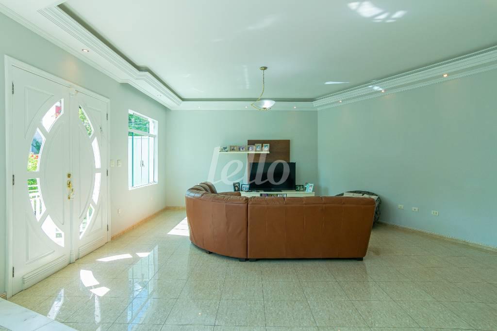 SALA DOIS AMBIENTES de Casa à venda, térrea com 380 m², 4 quartos e 8 vagas em Barro Branco - zona Norte - São Paulo