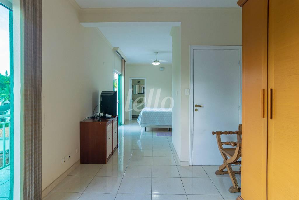 SUITE 1 de Casa à venda, térrea com 380 m², 4 quartos e 8 vagas em Barro Branco - zona Norte - São Paulo