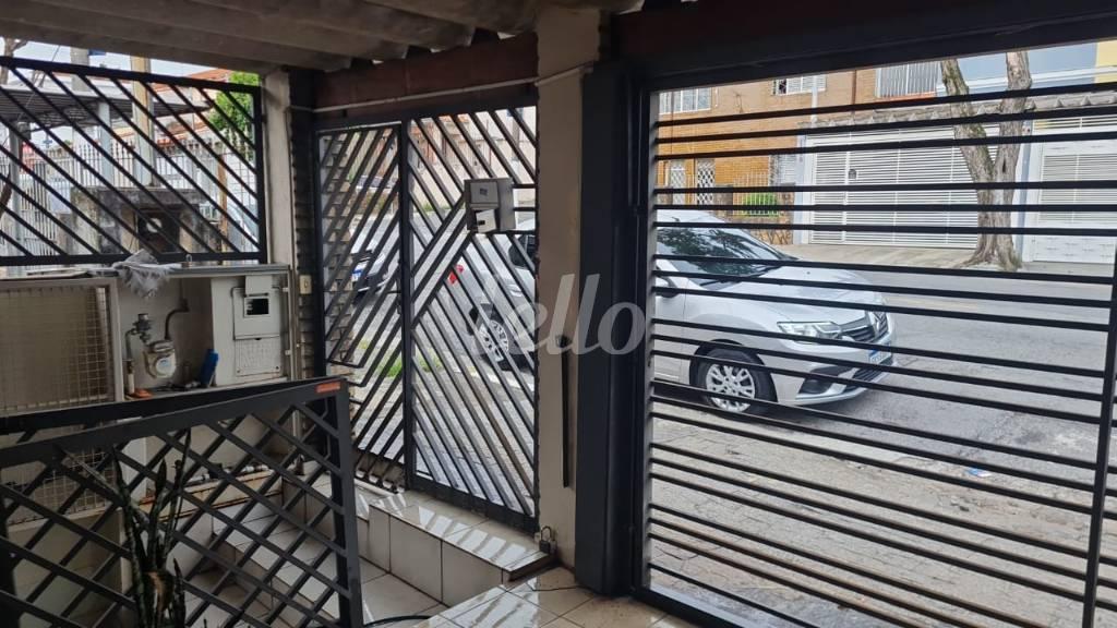 GARAGEM de Casa à venda, sobrado com 112 m², 2 quartos e 2 vagas em Vila Ester (zona Norte) - São Paulo